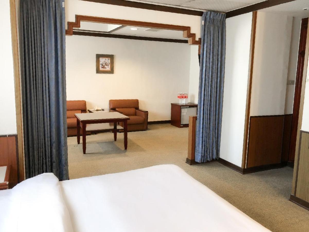 Guide Hotel Changhua Jhongjheng Exterior foto